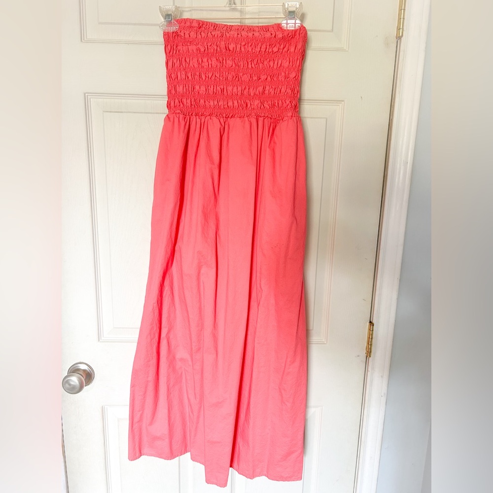 Coral strapless summer dress from Old Navy!